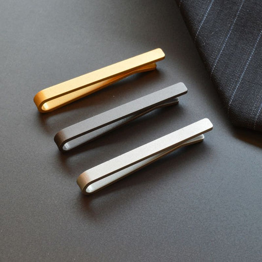 指紋がつかないネクタイピン「柔」