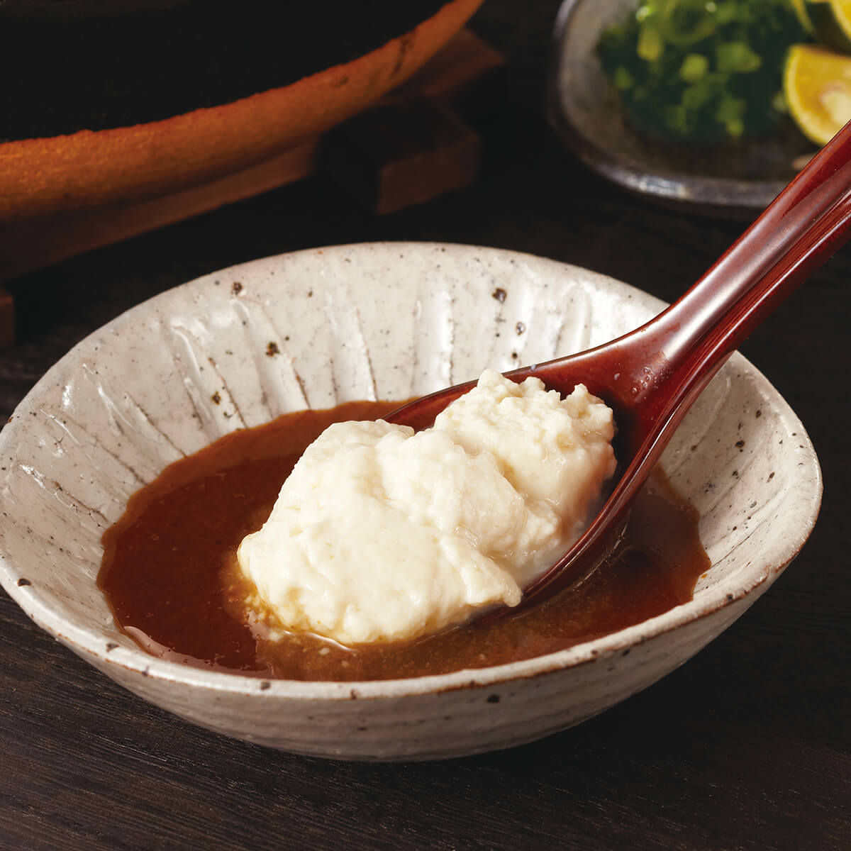 温泉湯豆腐2丁入り(胡麻だれ付き)