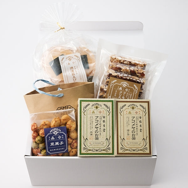 AKOMEYA TOKYO/ アコメヤのお茶とお菓子のセット