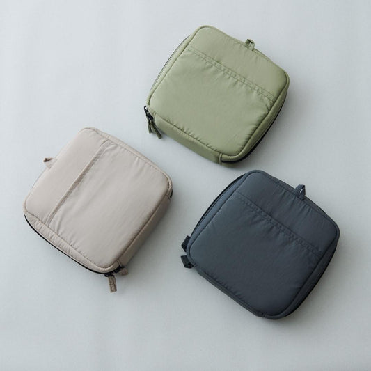 【kurasso】スクエアポーチM