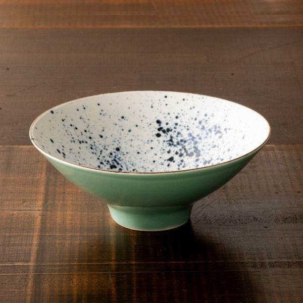 AKOMEYA TOKYO/ 伊万里焼 平飯碗 青磁吹墨