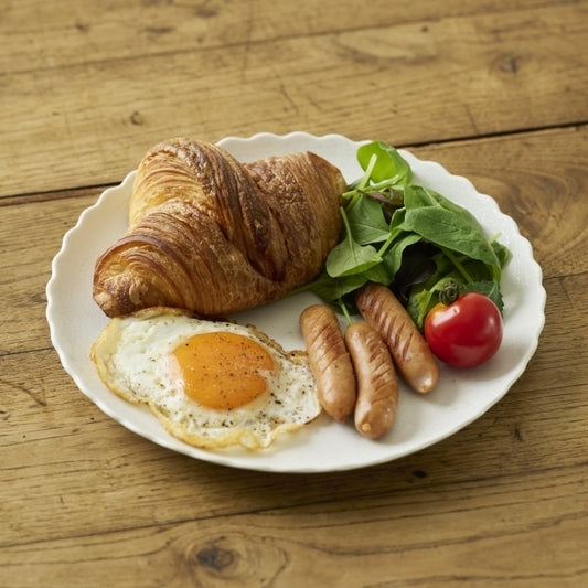 AKOMEYA TOKYO/ 渕波プレート 吹釉白彩 L