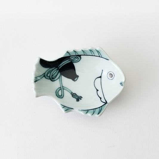 AKOMEYA TOKYO/ 有田焼 招福鯛豆皿 宝瓢