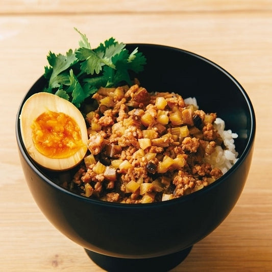 AKOMEYA TOKYO/ 【ごはんがおとも】魯肉飯(ルーロー飯)