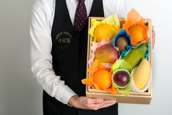 果物詰合せ(季節の果物、5~6種類程)