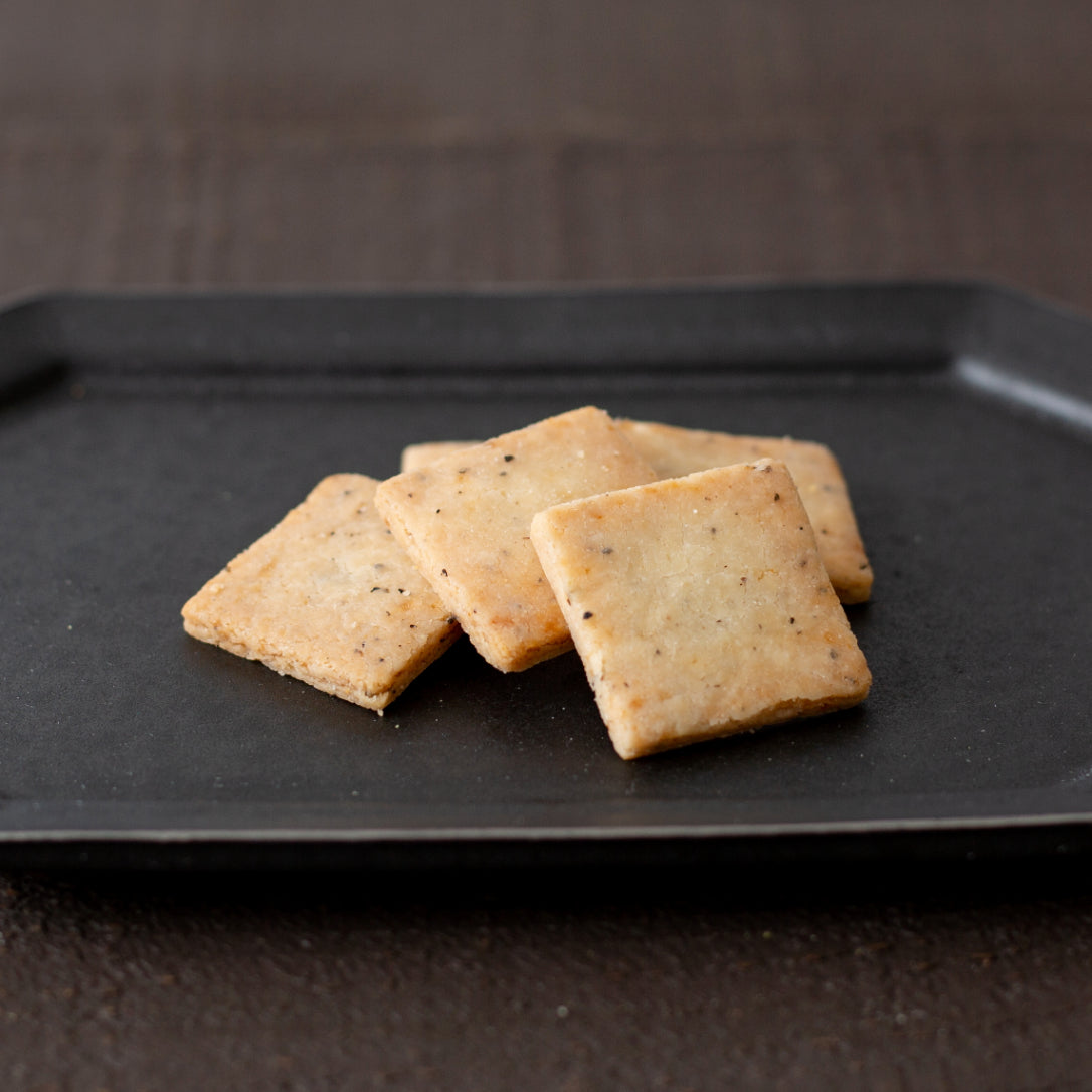【黒胡椒】山田錦 米粉の焼き菓子 サブレ(12枚入)