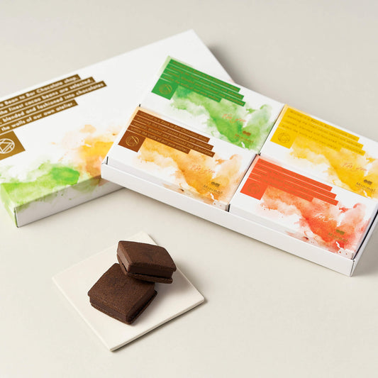 チョコレートサンドクッキー 4種(8粒入)