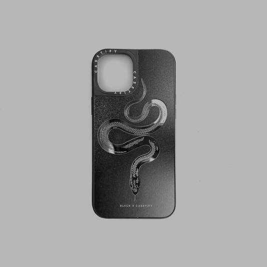 SNAKE IPHONE CASE | CASETiFY（black / iPhone 16 Plus）