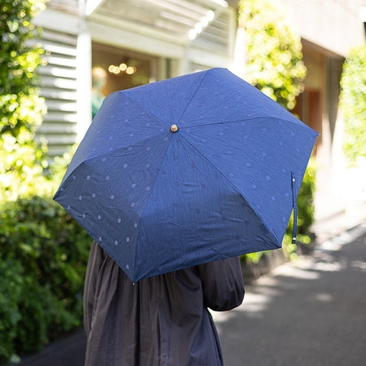 AKOMEYA TOKYO/ ドット刺繍日傘 折傘 ラタンハンドル ネイビー