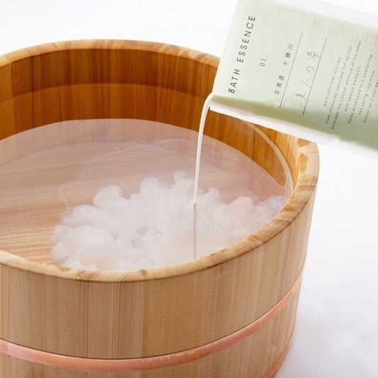 AKOMEYA TOKYO/ バスエッセンス 美人の湯 北海道 十勝川温泉 1包