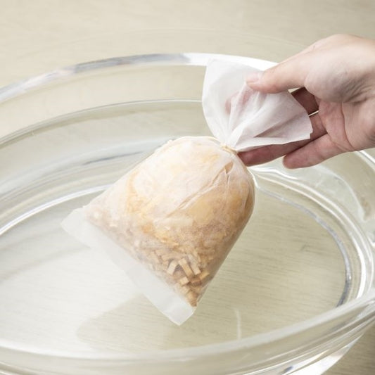 AKOMEYA TOKYO/ 森が香るひのきのバス用サシェ（2個入り）