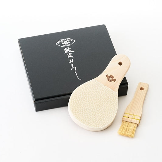 AKOMEYA TOKYO/ 鮫皮おろし 丸型・中（刷毛セット）