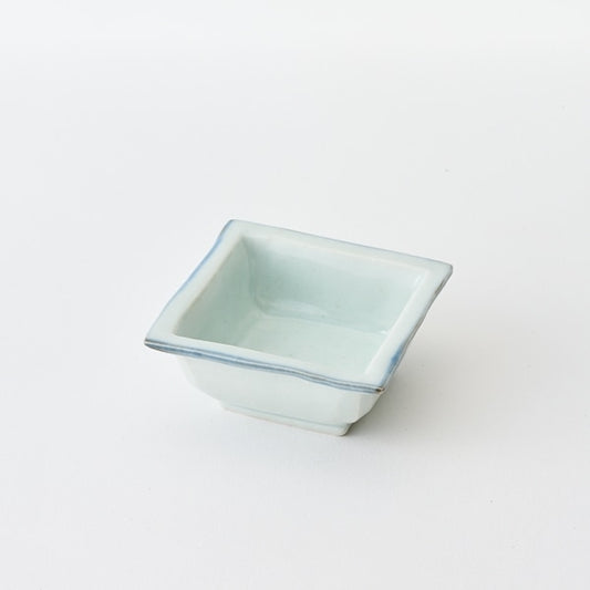 AKOMEYA TOKYO/ 有田製窯 角豆鉢 渕呉須