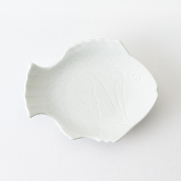 AKOMEYA TOKYO/ 有田焼 招福鯛小皿 白磁